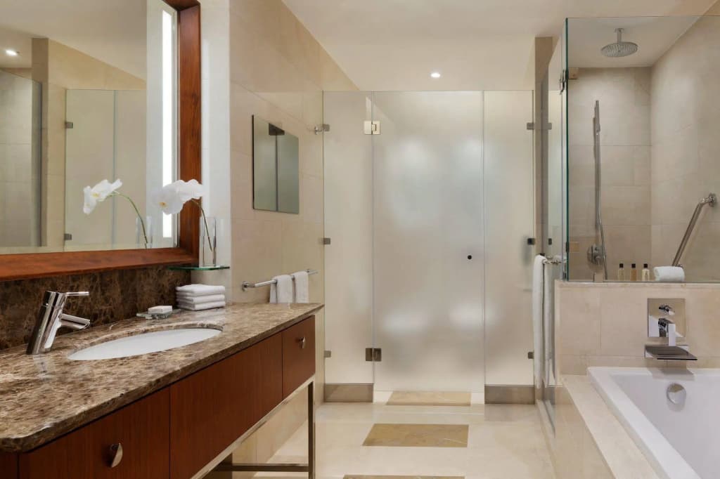 Shangri-La Apartments - photo 8