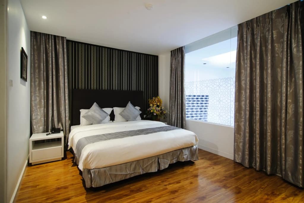 Riverside Boutique Hotel - photo 2