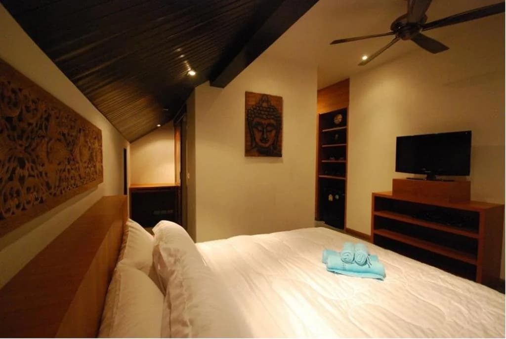 Villa Chok in beachfront villa resort - photo 4