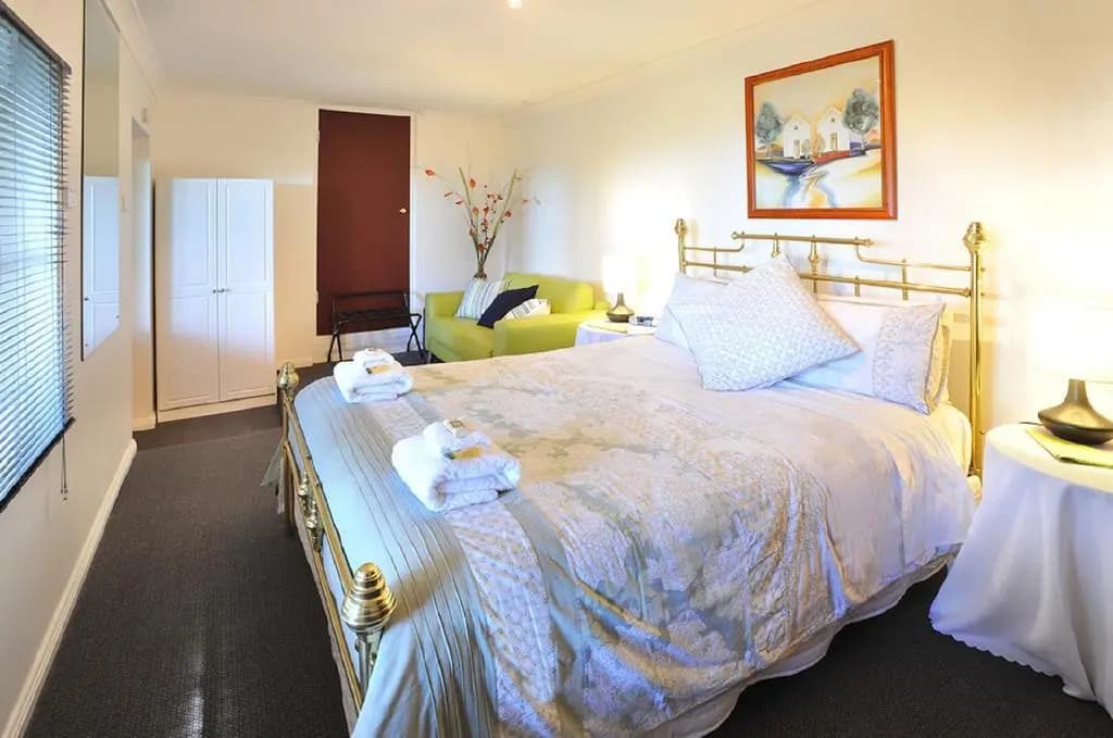 Holly Lodge - photo 14