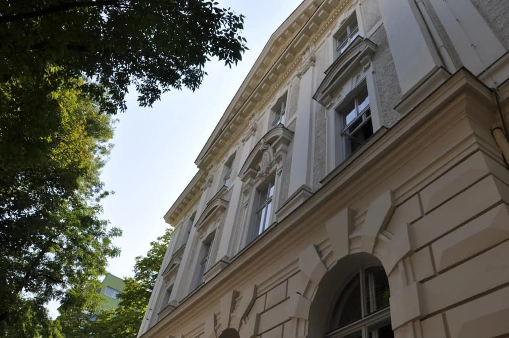Vienna Suites - photo 1