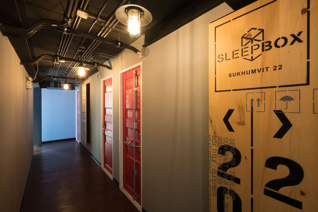 Sleep Box Sukhumvit 22 - photo 14