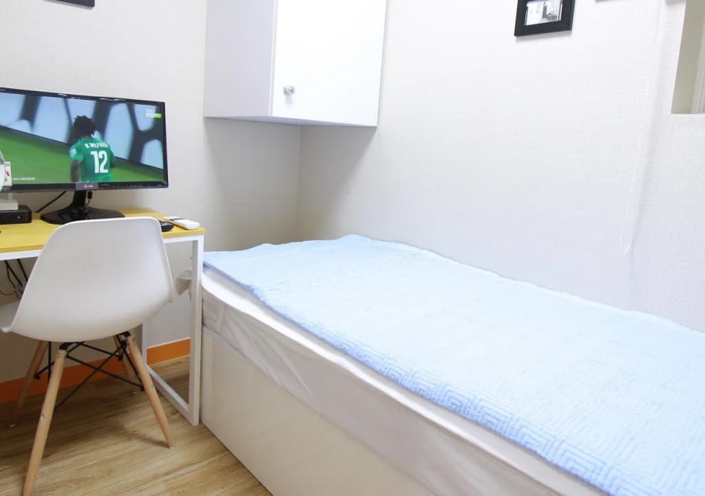 Cocoon stay Hongdae Guesthouse - photo 3