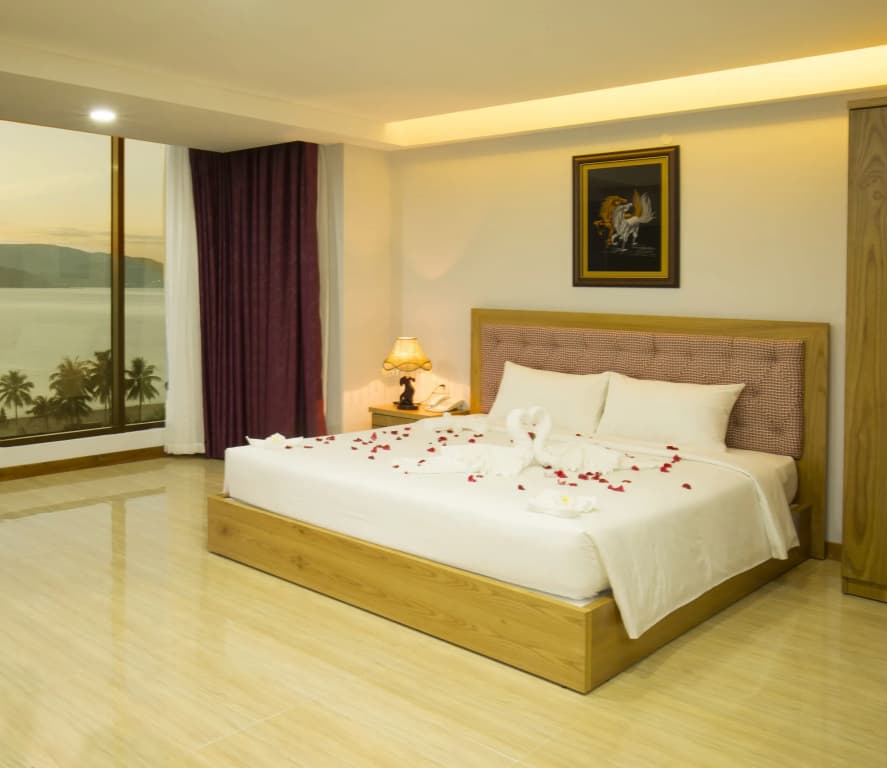 Happy Light Central Nha Trang - photo 3
