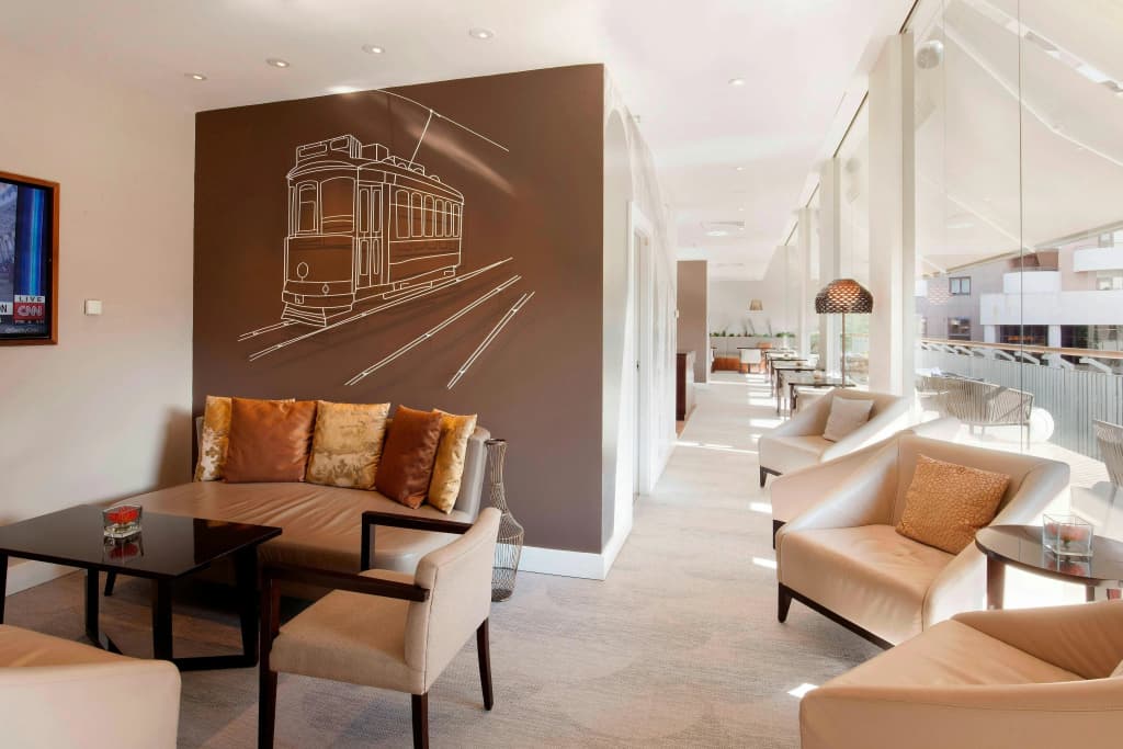 Lisbon Marriott Hotel - photo 24