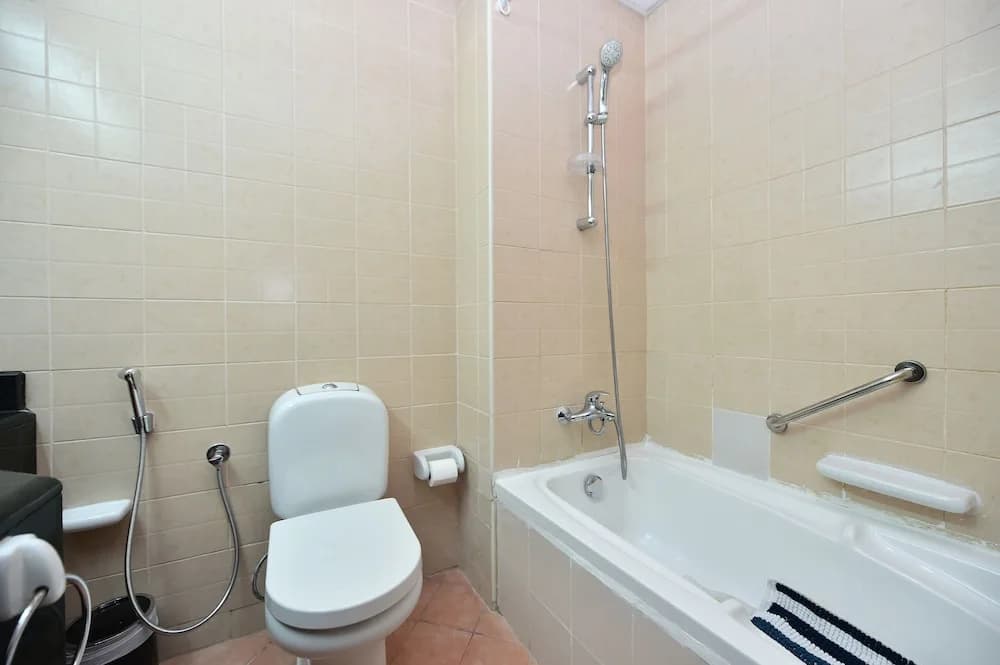 MRH - Studio in Discovery Gardens - photo 8
