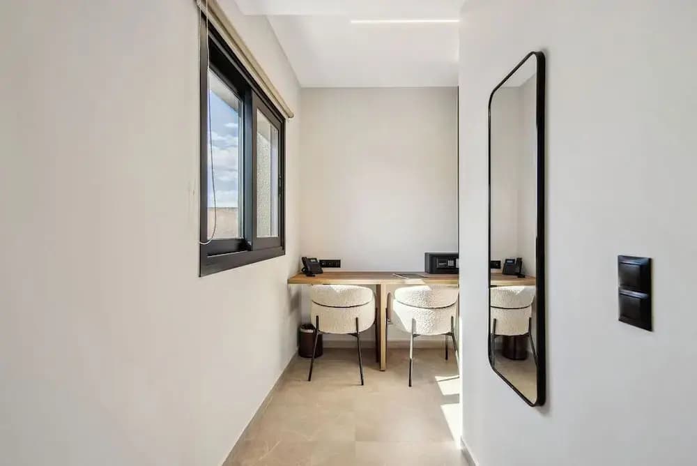 Mc Queen Boutique Apartments - photo 28