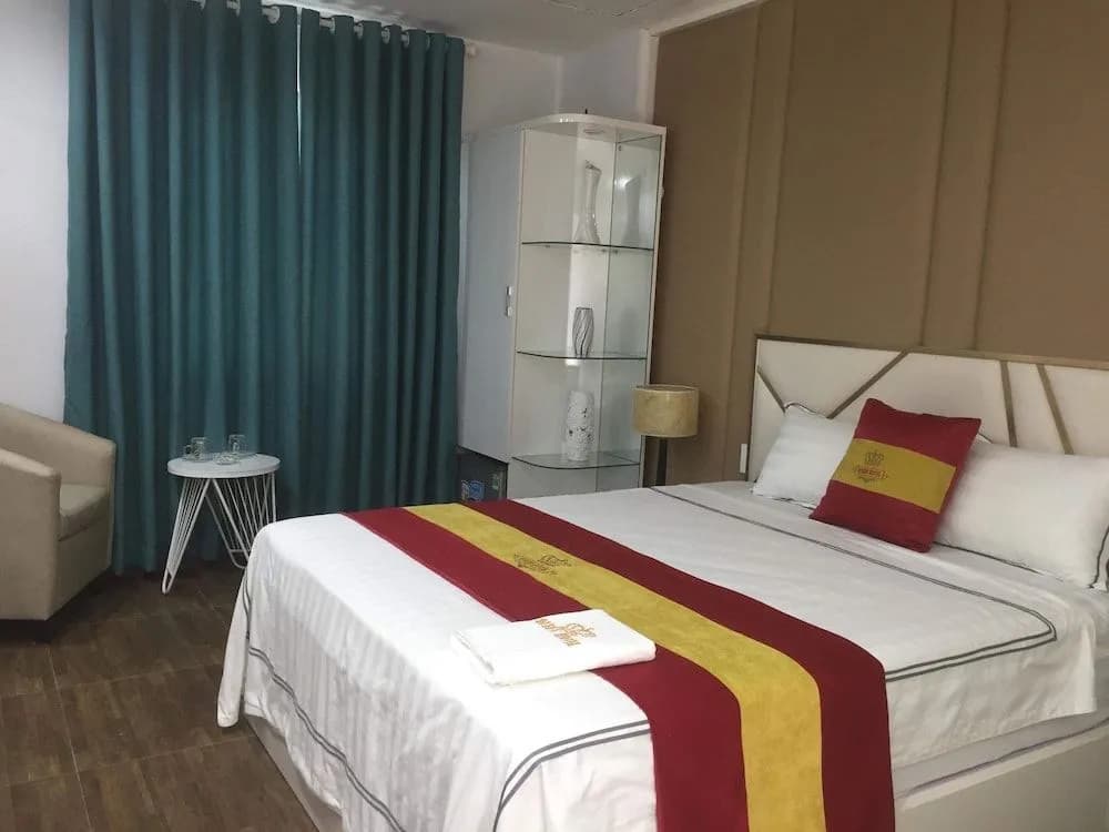 Queen Le Dai Hanh Hotel - photo 12