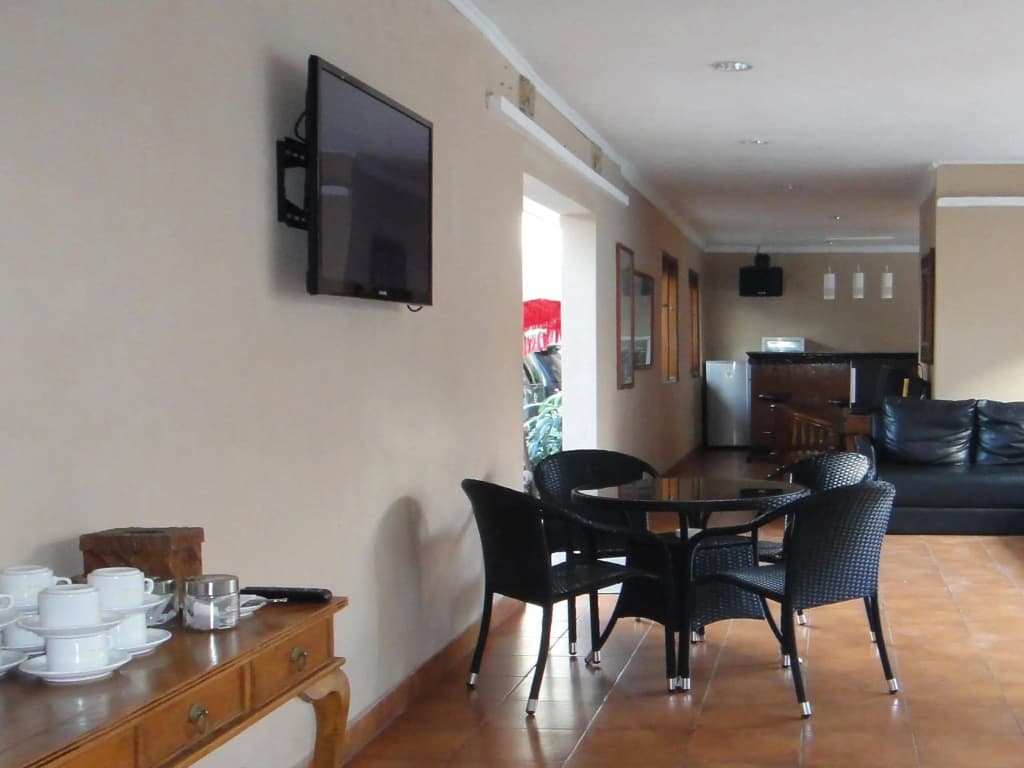 Balira Airport Hotel - photo 13