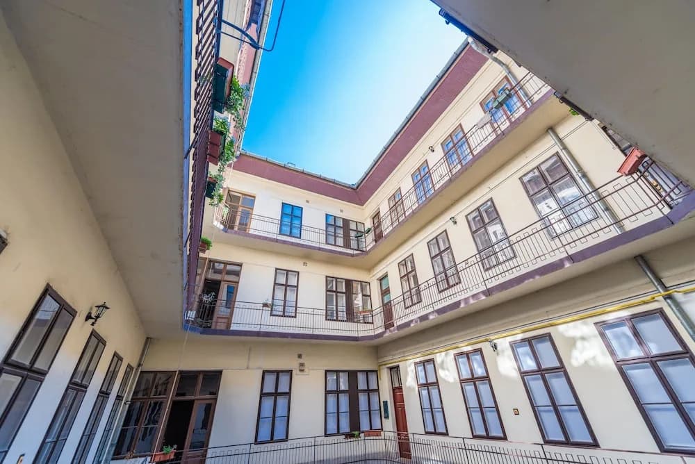 Oasis Apartments - Liberty Square - photo 1