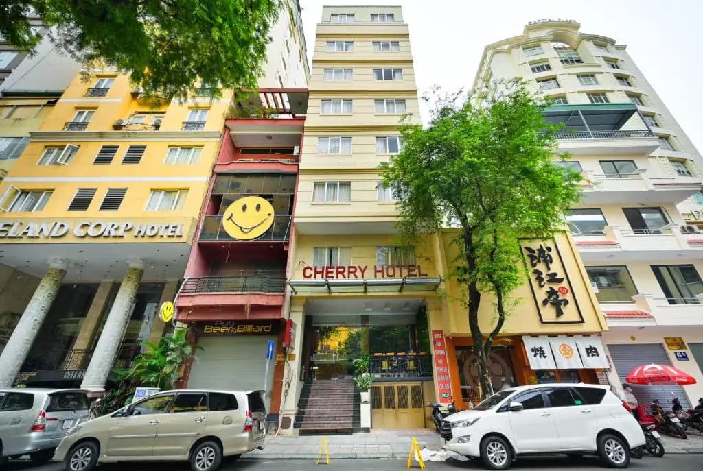 Cherry Hotel Central - main photo