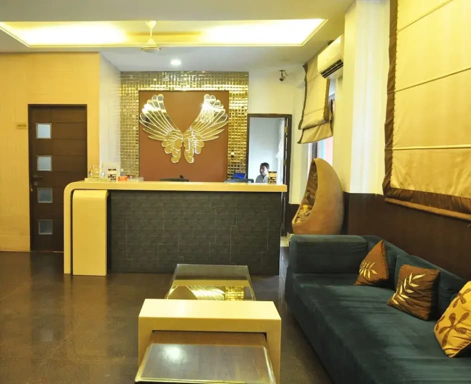 OYO 638 Hotel Maharaja Residency - photo 10