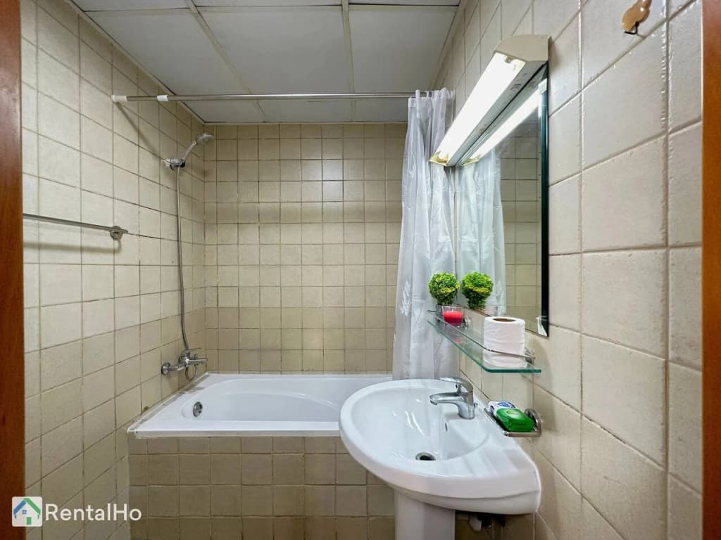 Quiet Marina Studio | Rooftop Pool | For 2 Flat - photo 8