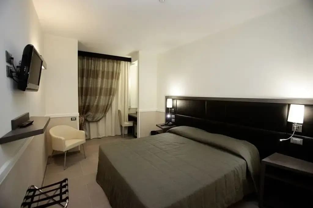 Hotel Artis - photo 19