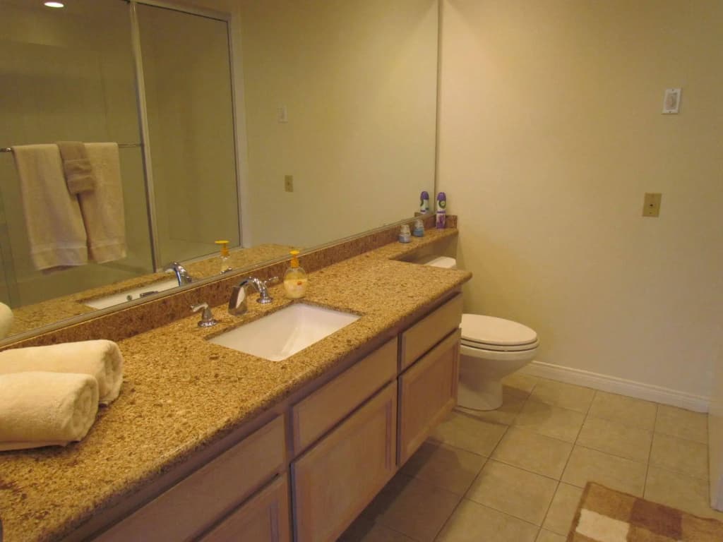 Next to Four Season Hotel, Luxury Apartment - photo 6