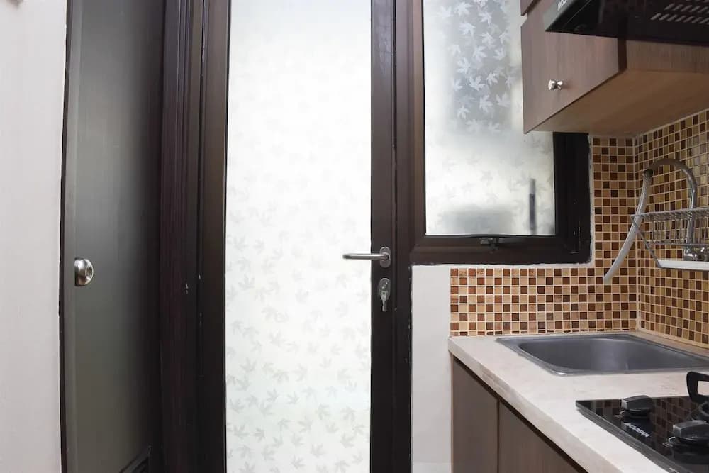 Comfort Living 2BR at Kebagusan City Apartment - photo 9