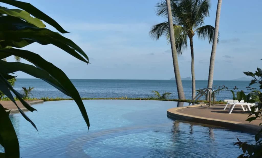4 Bedroom Villa Gold Footsteps to Beach - photo 4