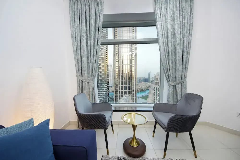 Luxury 2BR - partial Burj Khalifa view - photo 4