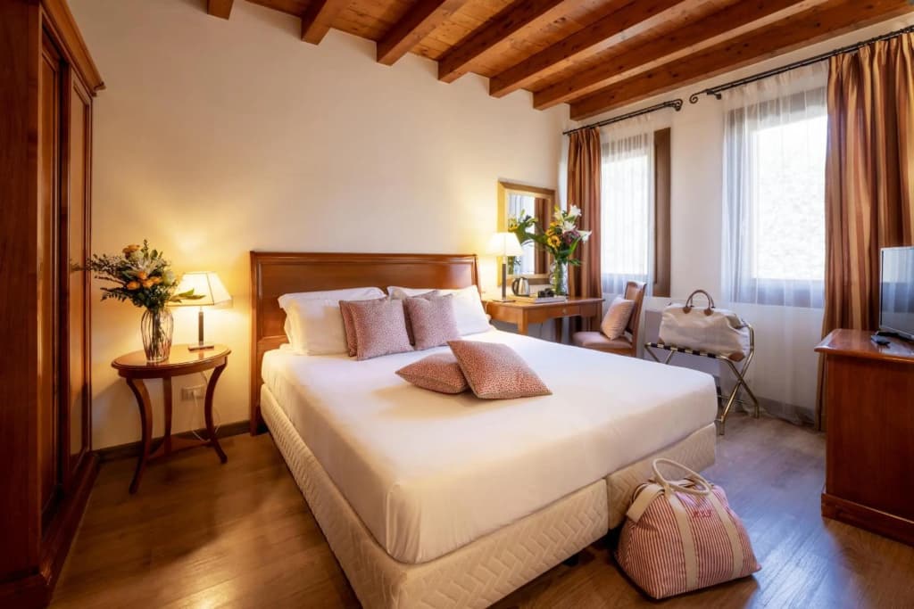 Hotel Venice Resort Airport - photo 3