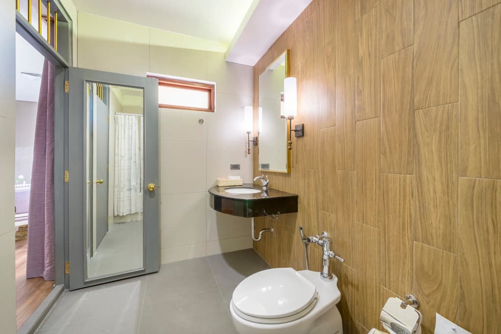 Royal Rattanakosin Hotel - photo 26