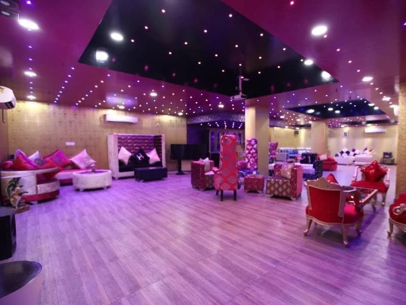 Hotel Excel Inn - photo 13