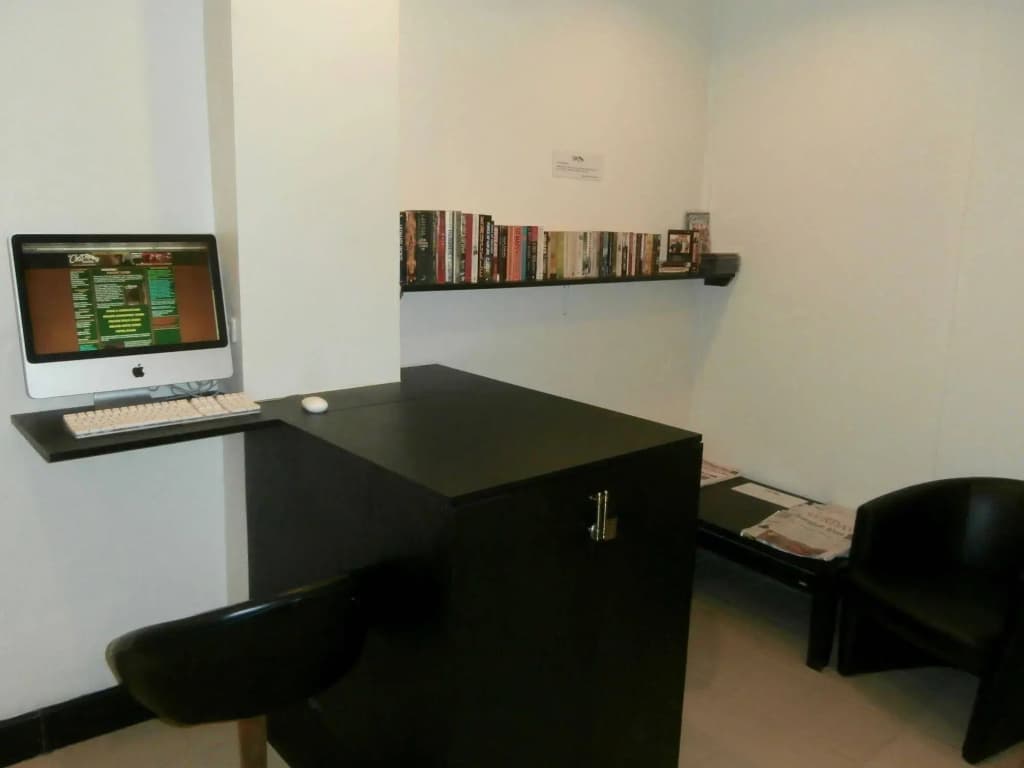 The Classroom Hotel - photo 6