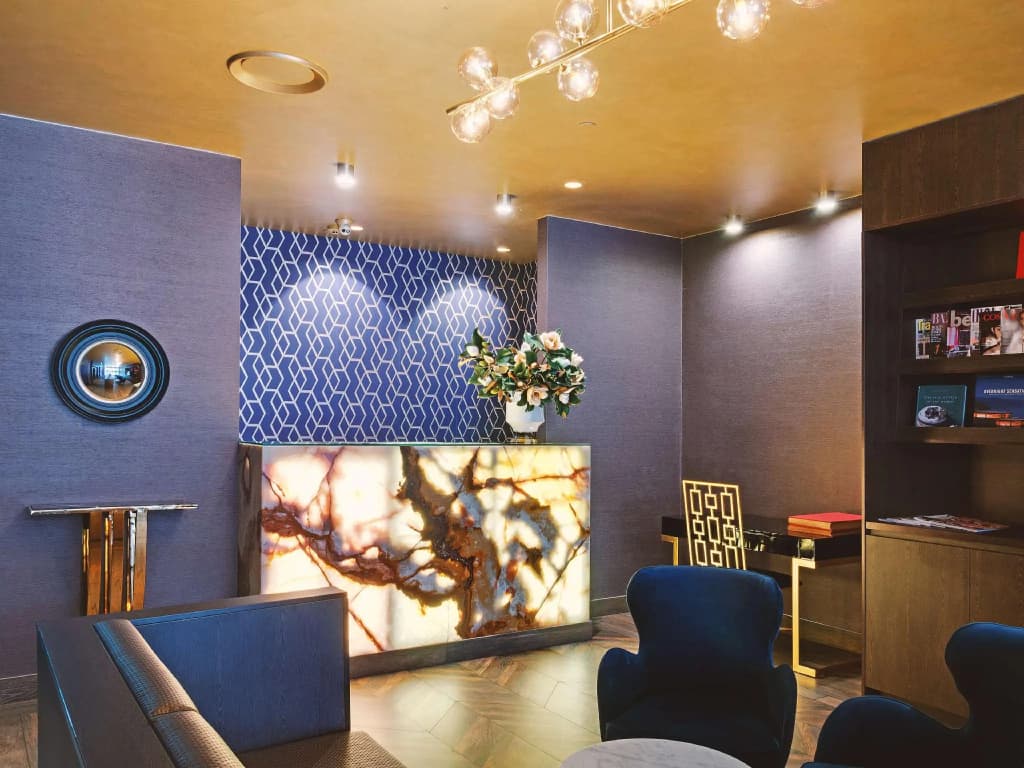 28 Hotel - main photo