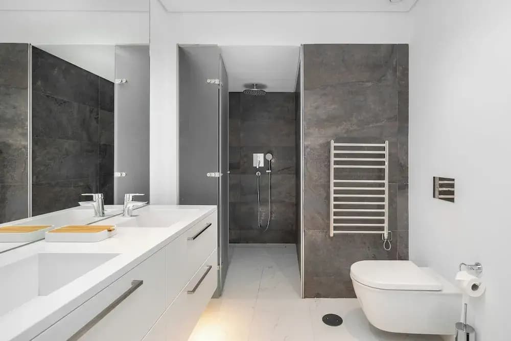 The Boulevard Prime Location W/ Ac & Elevator - photo 15