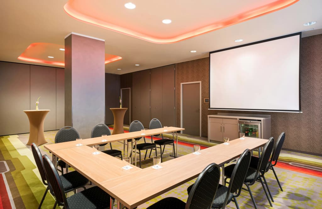 Leonardo Hotel Berlin Mitte - photo 13