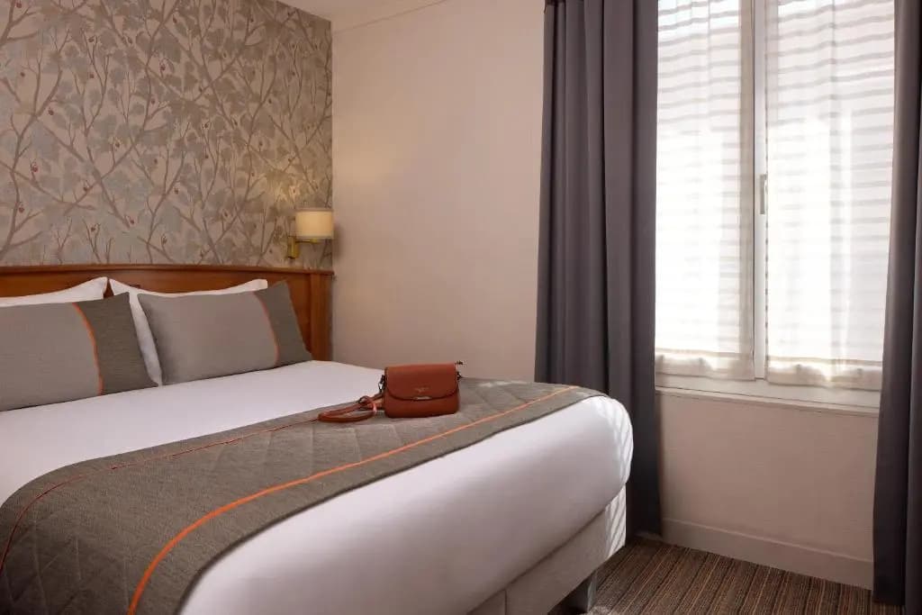 Timhotel Tour Eiffel - photo 37