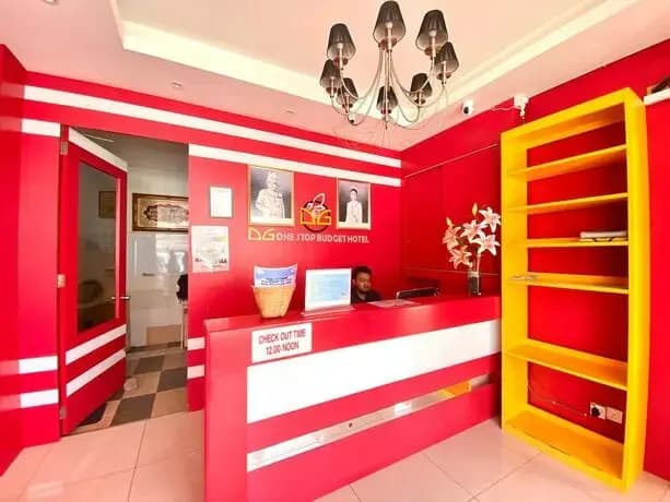 DG One Stop Budget Hotel - photo 2