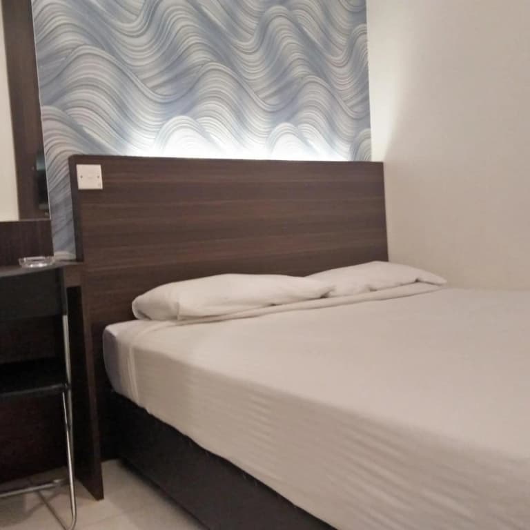 The Regency Garden Hotel - photo 14