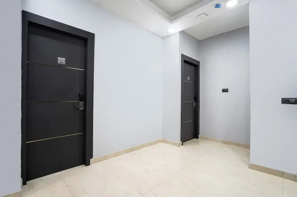 FabHotel The Royal - photo 9
