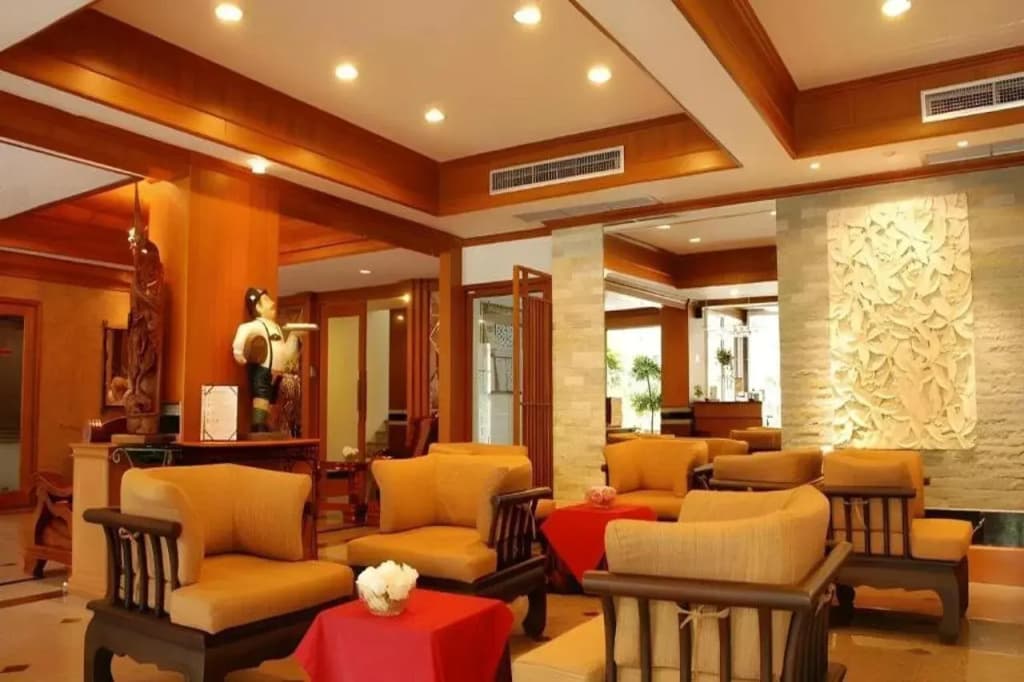 Collection O Howard Square Boutique Hotel - photo 2