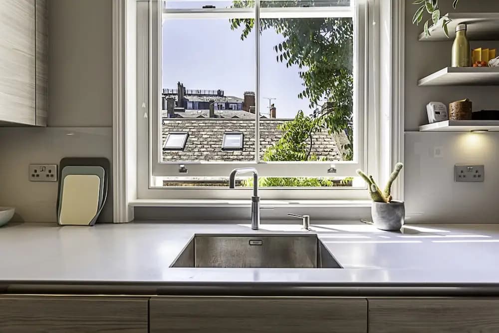 Well-designed Chelsea Flat - photo 8