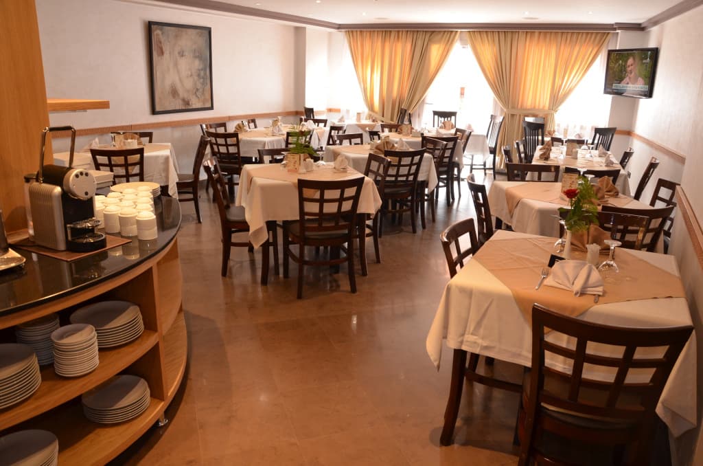 Almas Hotel - photo 31