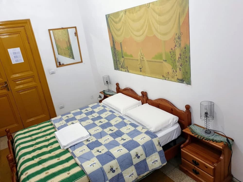Sunshine Hostel - photo 5