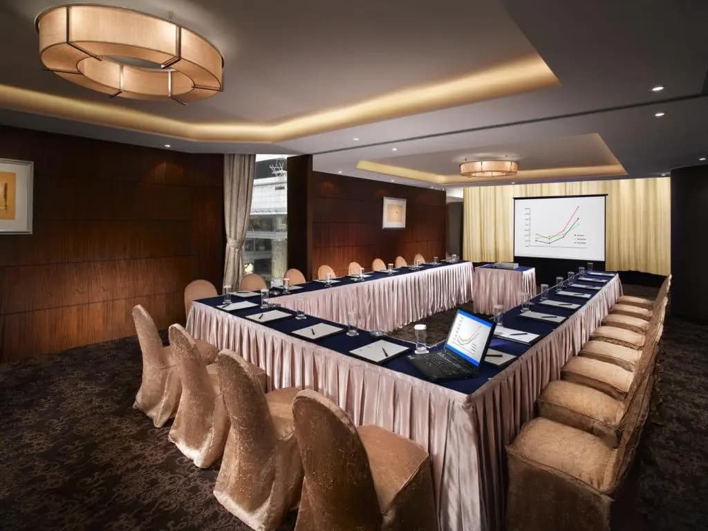 The Kowloon Hotel - photo 16