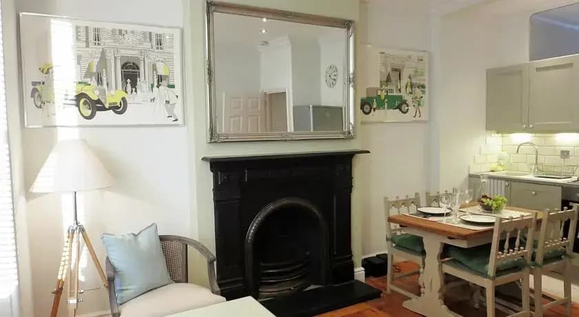 Clapham - magnificent new two-bed flat with private garden - photo 5