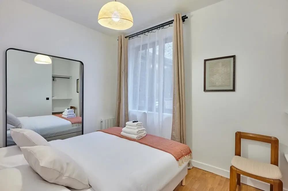 Charming & Modern Apartment Center of Paris - photo 4