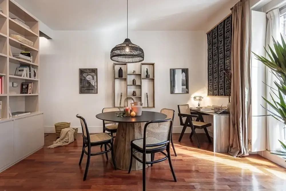 Derj - 2 Bedrooms in Almagro - photo 5