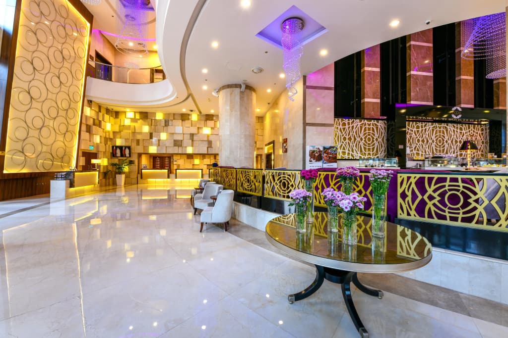 Best Plaza Hotel West Bay - photo 27