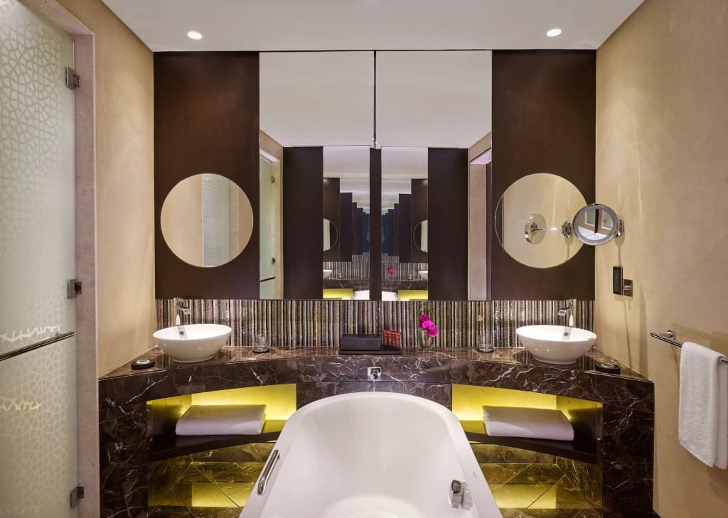 Grand Hyatt Abu Dhabi Hotel And Residences Emirates Pearl - photo 10