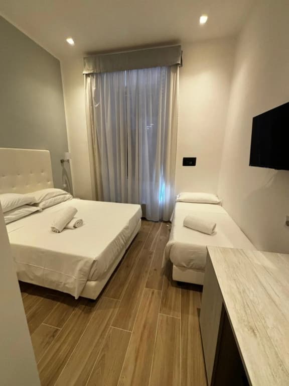 Hotel Gabriella - photo 23