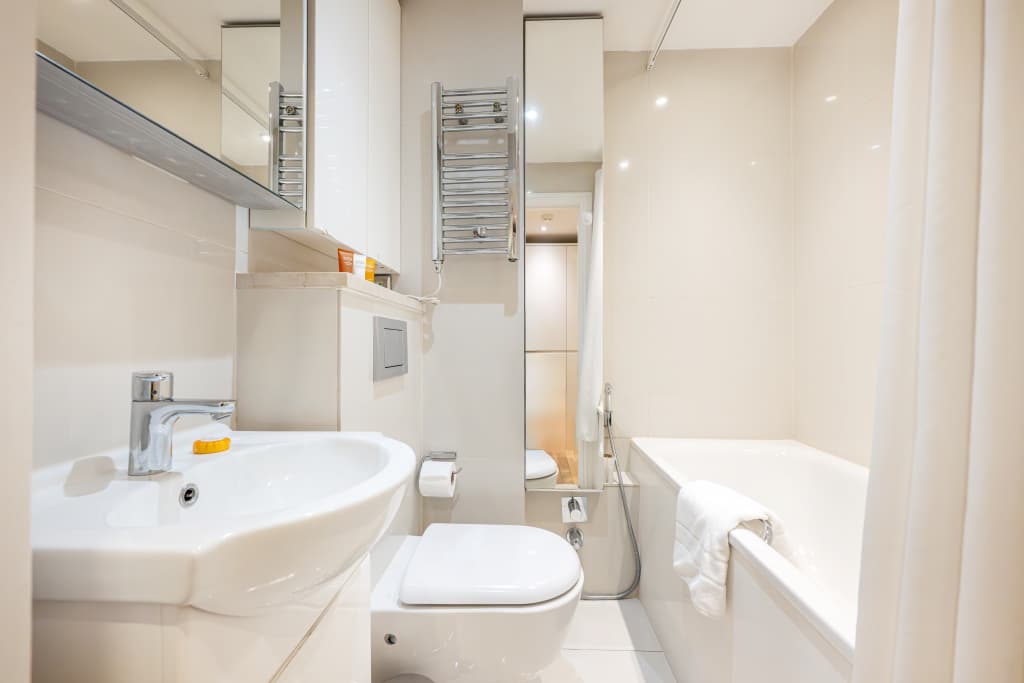 Queensgate Court - photo 30