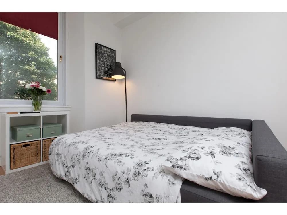Beautiful and Modern Edinburgh Flat - photo 4