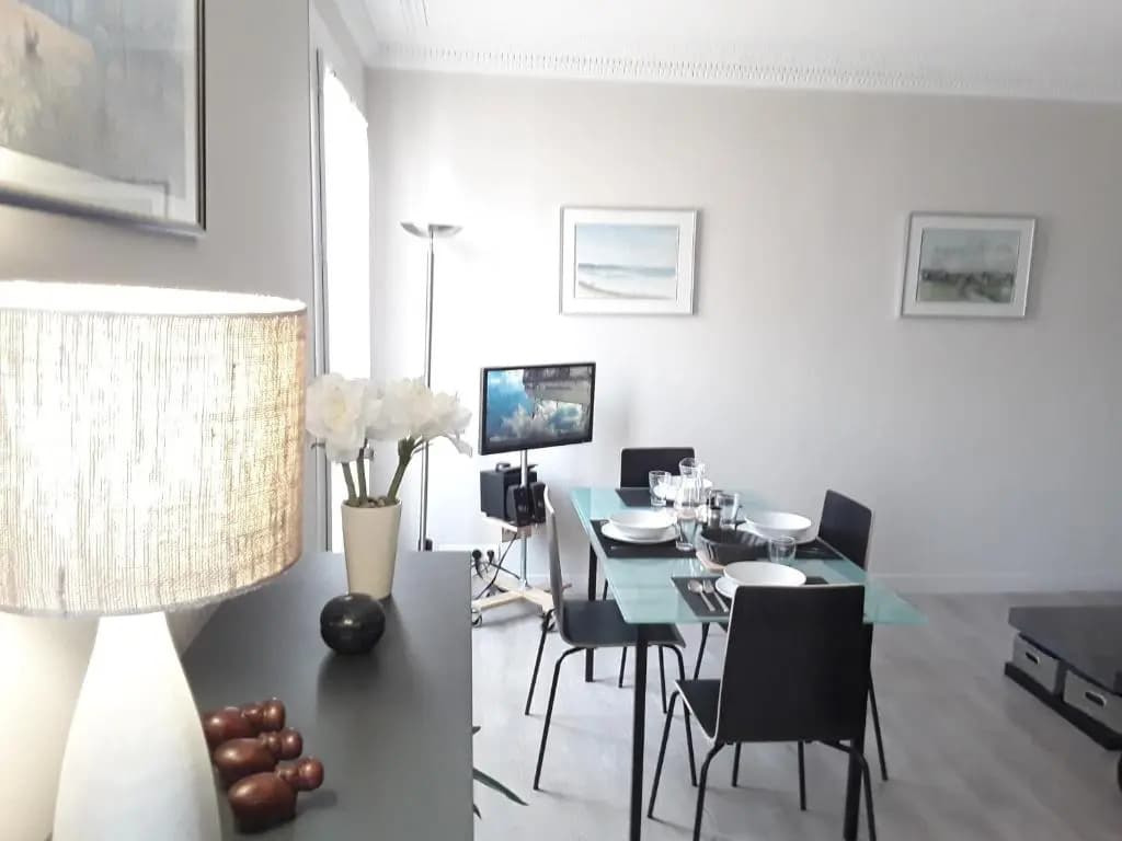 Apartment with Car Park - Bastille Neighborhood - photo 10