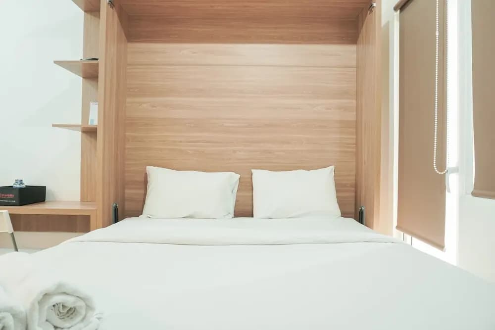 Lovely and Strategic Studio at Green Pramuka Apartment - photo 14