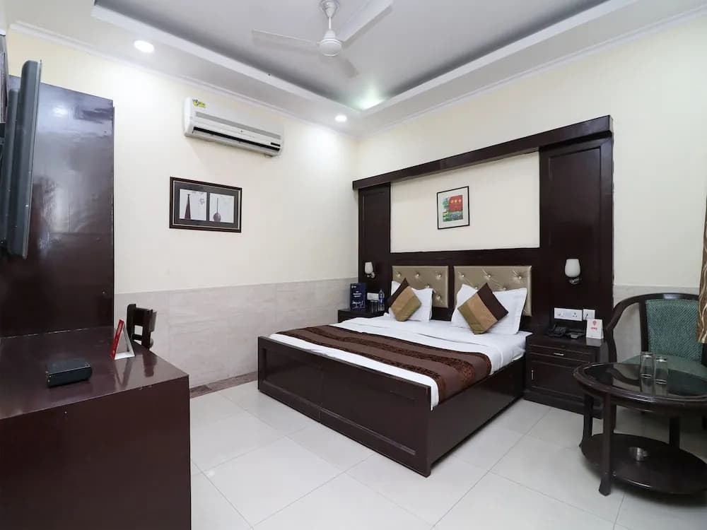 OYO 377 Hotel Excellent - photo 3