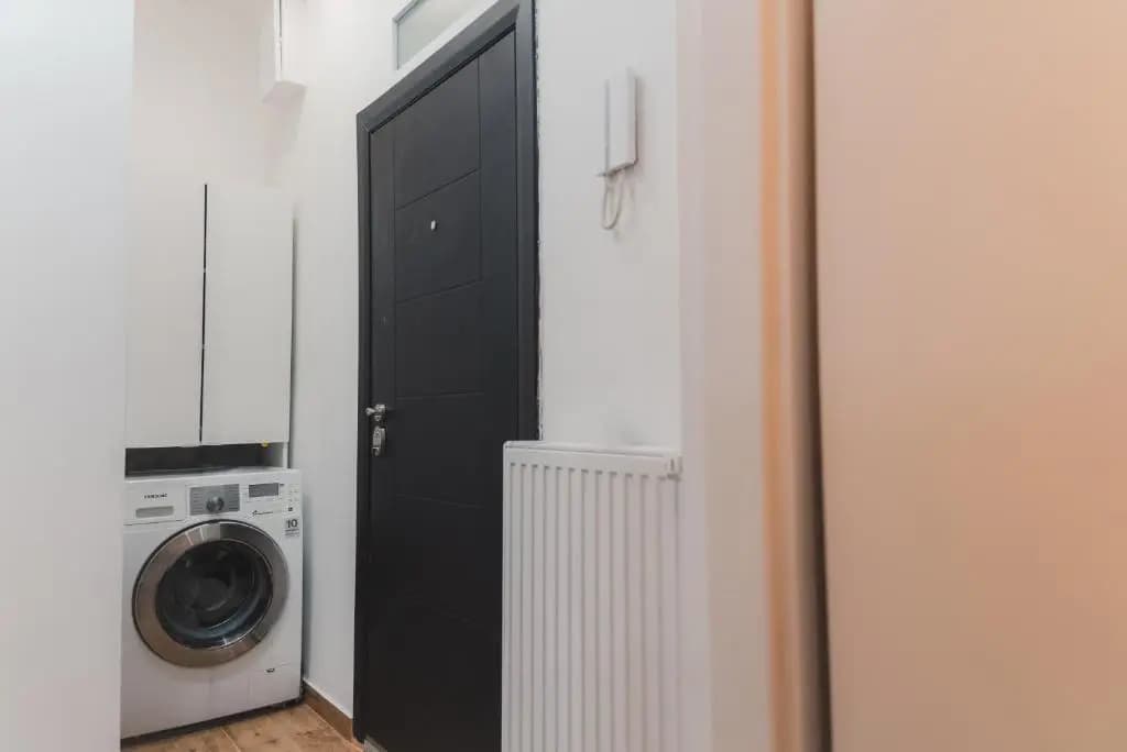 Renovated Apartment close to first district - photo 3